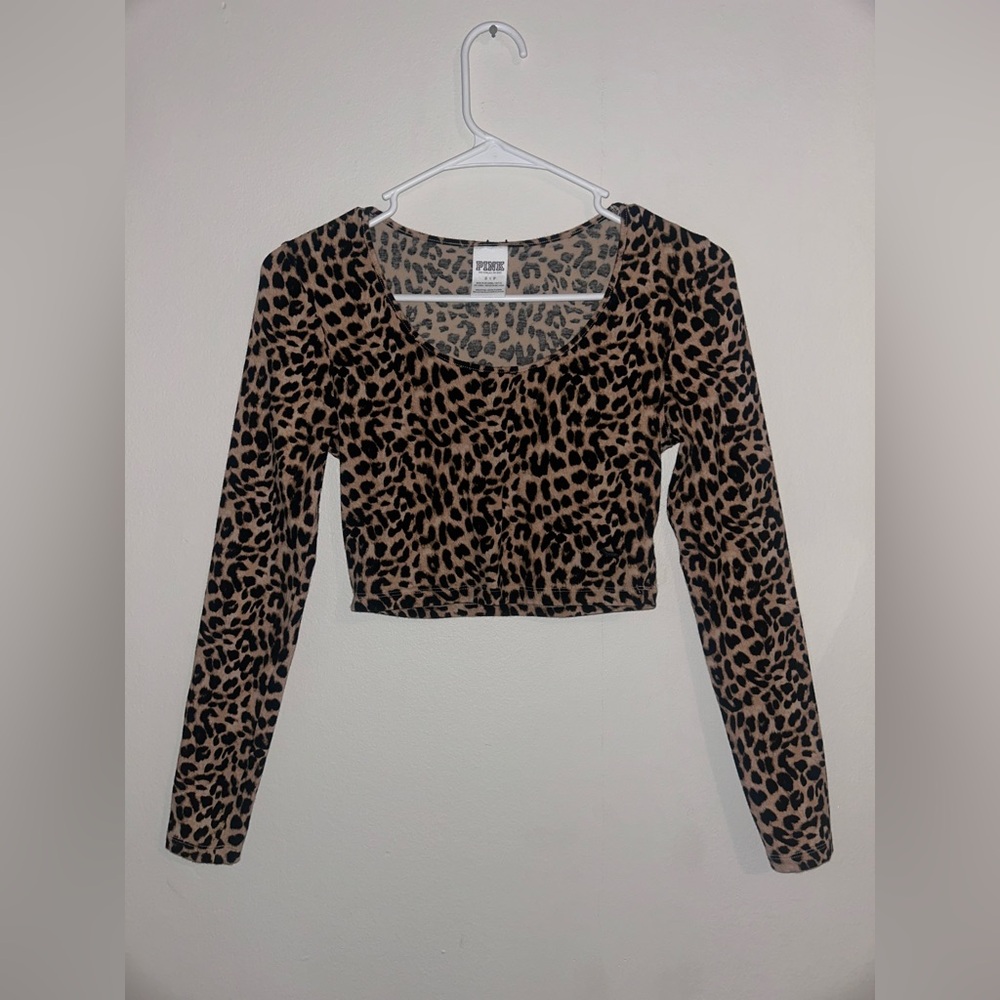 PINK Victoria's Secret Leopard Print Crop Top